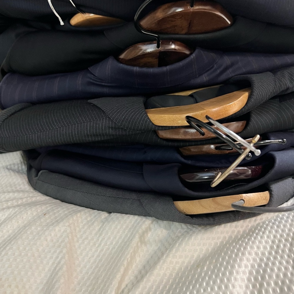 LOT OF 44S Suits (Canali, Brioni, Emen. Zegna, Brooks Brothers) Seven Suits!